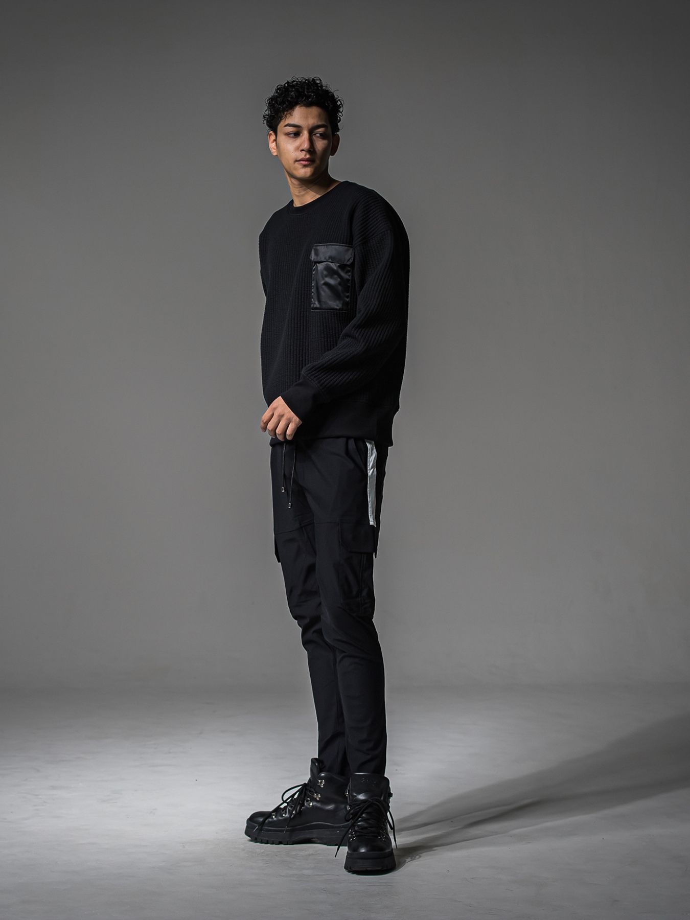 【予約品 】STRIPE QUILTING DROP TRAINER / ストライプキルティング ルーズトレーナー / ブラック