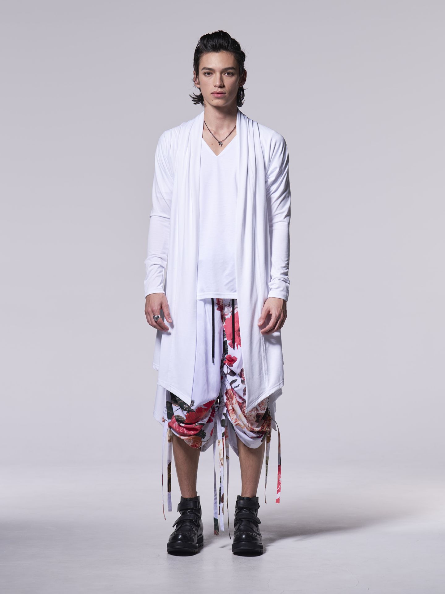 《予約品》 SharringWideTuckSlacks / ワイドタックスラックス / ホワイト・フローラ柄