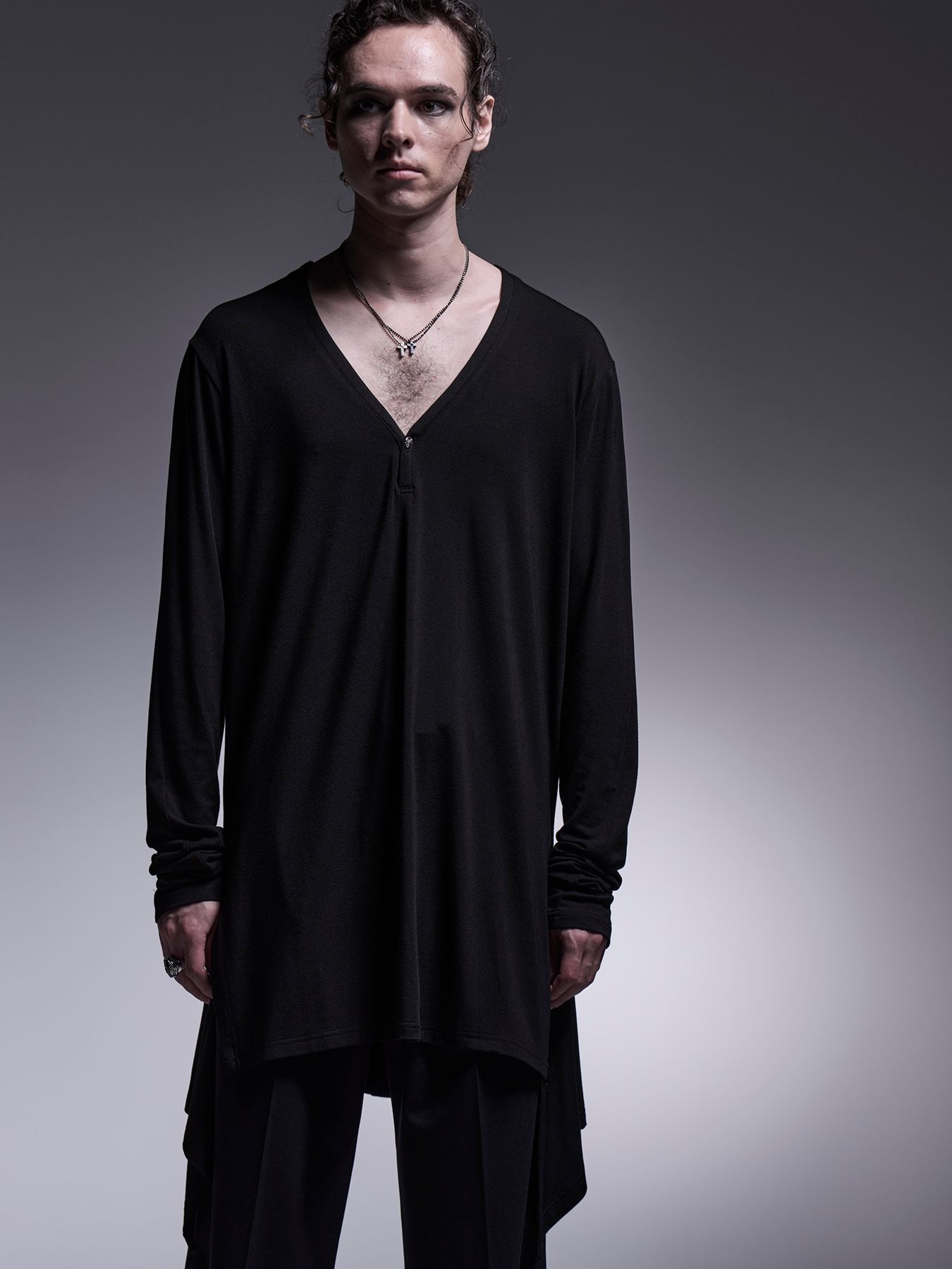 【予約品 7月13日(日) 締切】Henley Flare T-Shirt / ヘンリーネック フレアTシャツ / ブラック