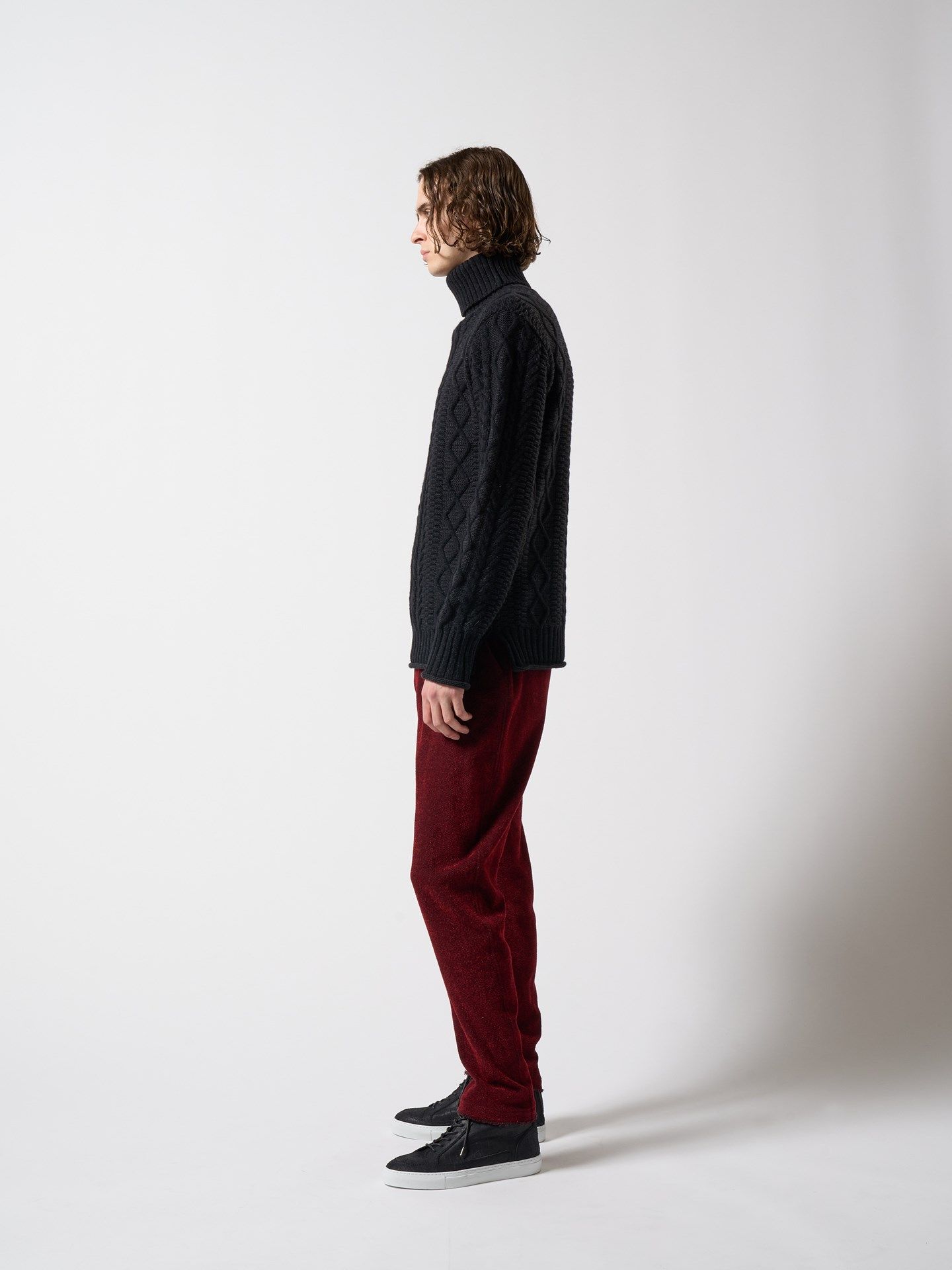 【予約品】 plating cable knit turtle / プルオーバー / ブラック