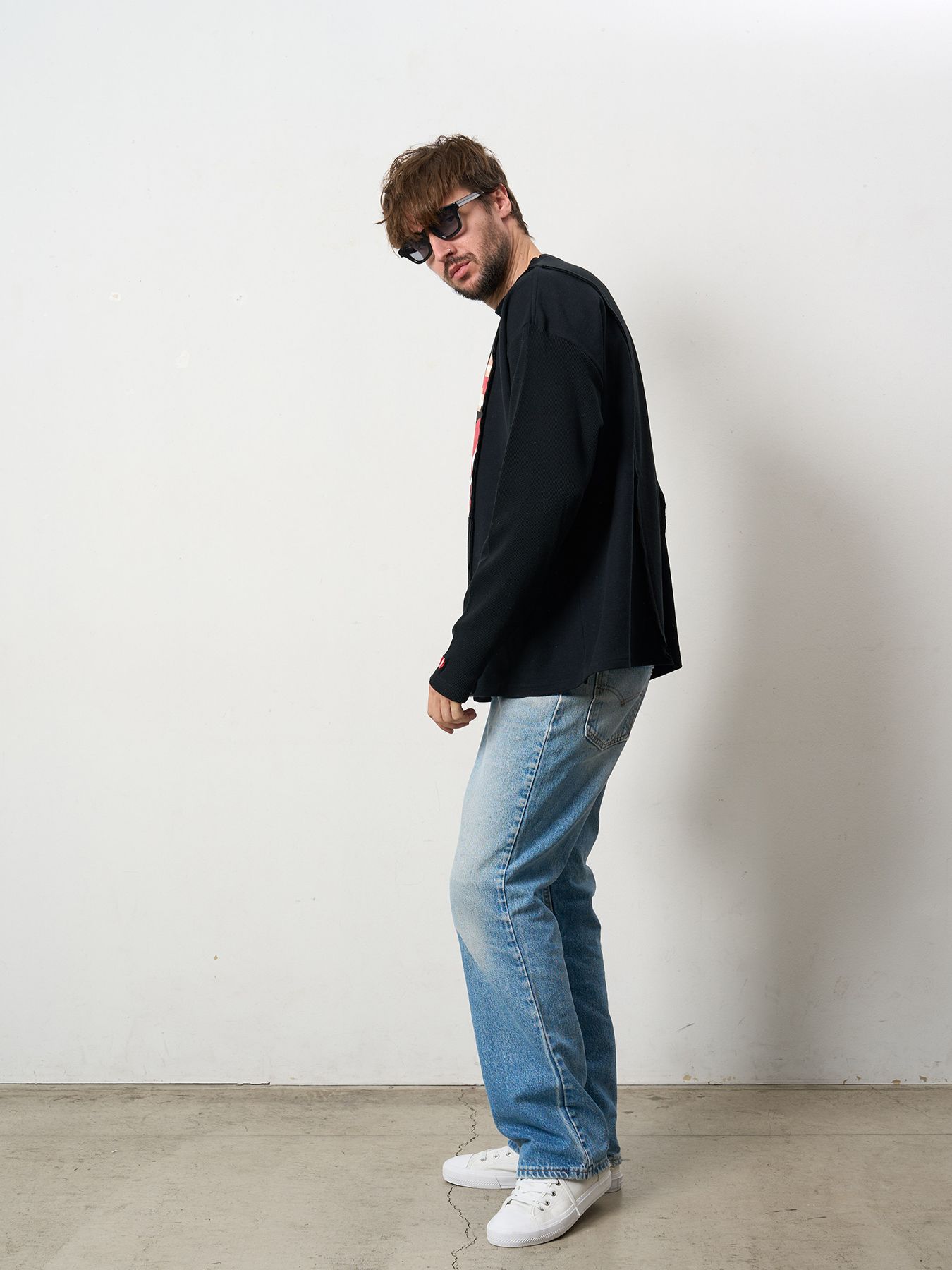 【予約品 5月8日(木) AM10時 締切】 3MIXレイヤードカットオフ モザイクプリント LS ワイドシルエットTシャツ / ブラック