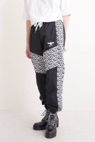 GEOMETRIC NYLON TRUCK PANTS トラックパンツ / BLACK 【BOY LONDON】