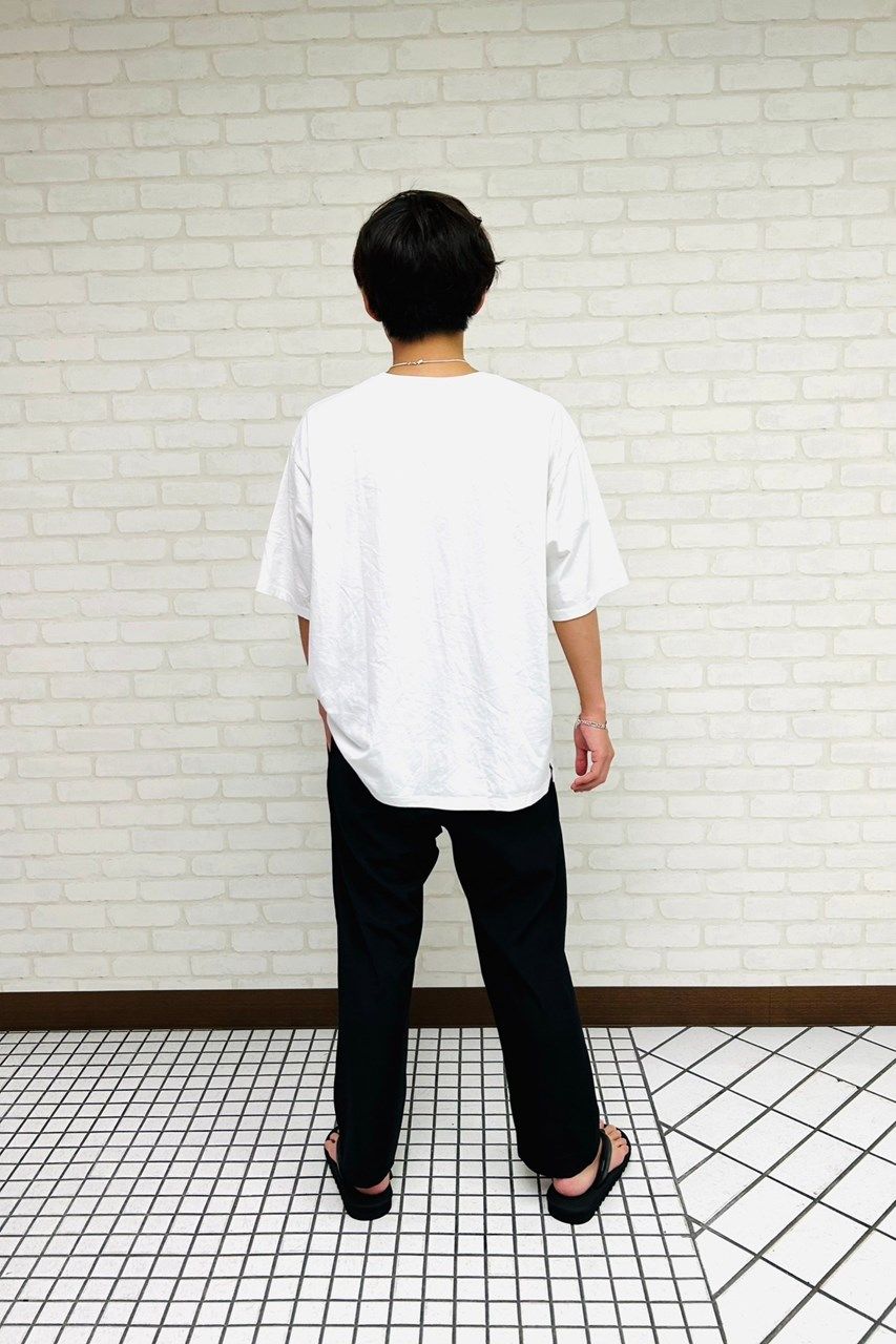 C5396 ブルーニット×イージーパンツコーデ イージーパンツパンツに合うTシャツコーデ.3 | 3551 | BRYAN