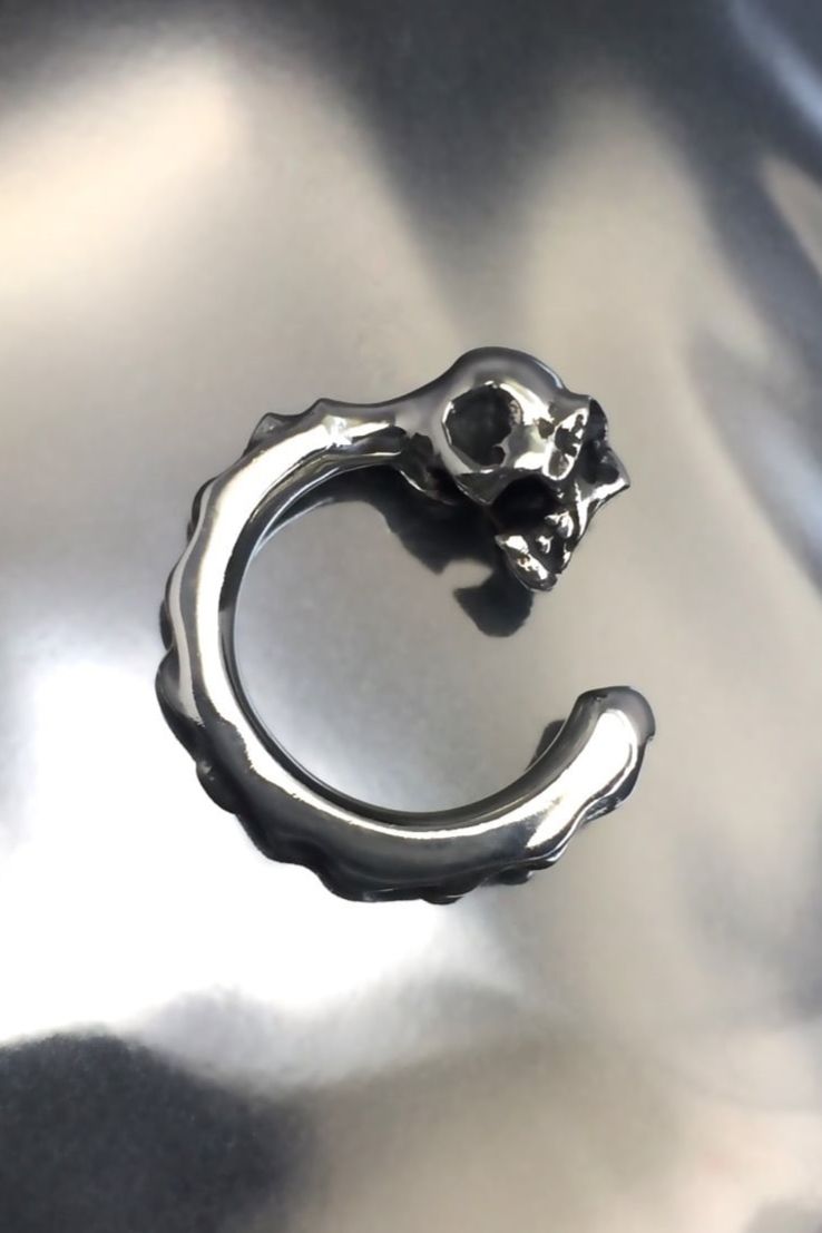 《受注生産》 SKULL HOOP EARRING ピアス 【GOD SIZE】 注文から2～3週間後入荷予定