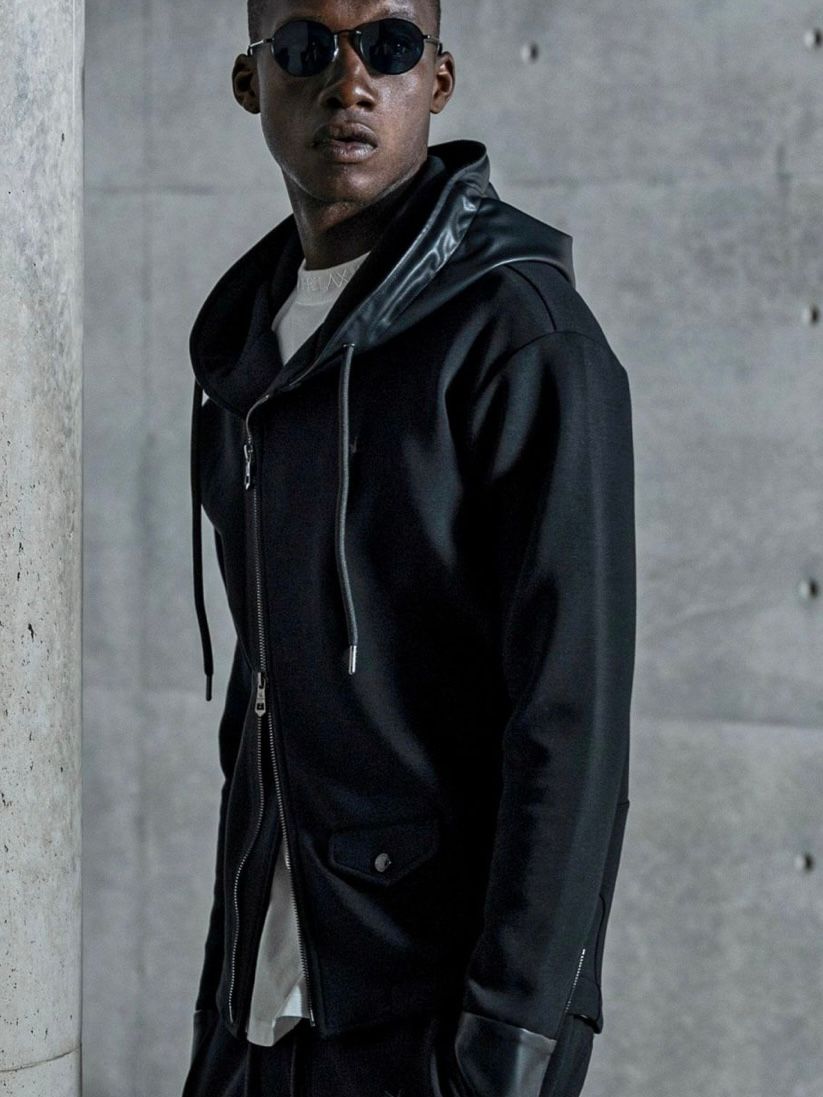 バイカーテックフーディー / ブラック