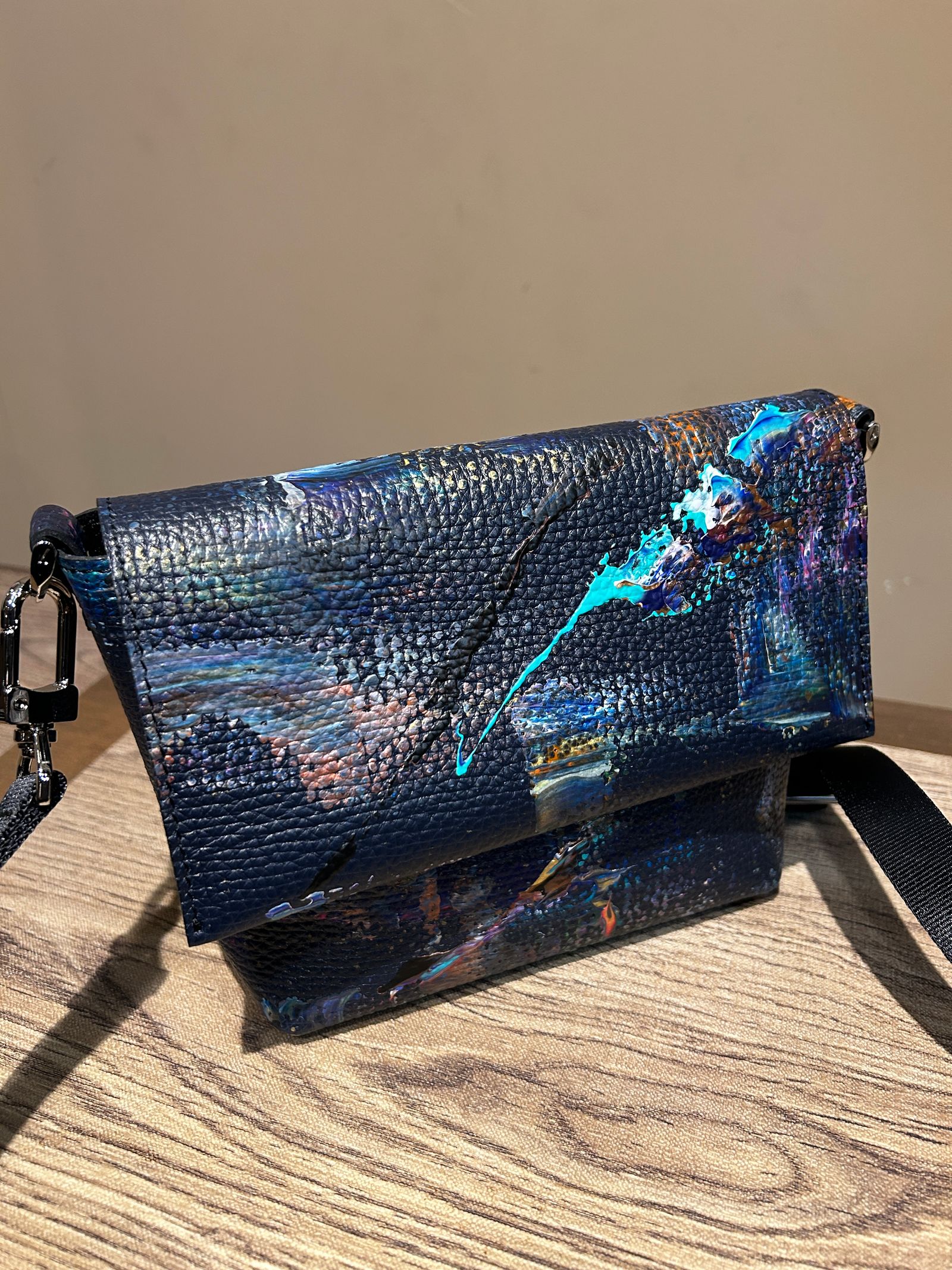 TNA040M ショルダーバッグ Mサイズ 限定1点物