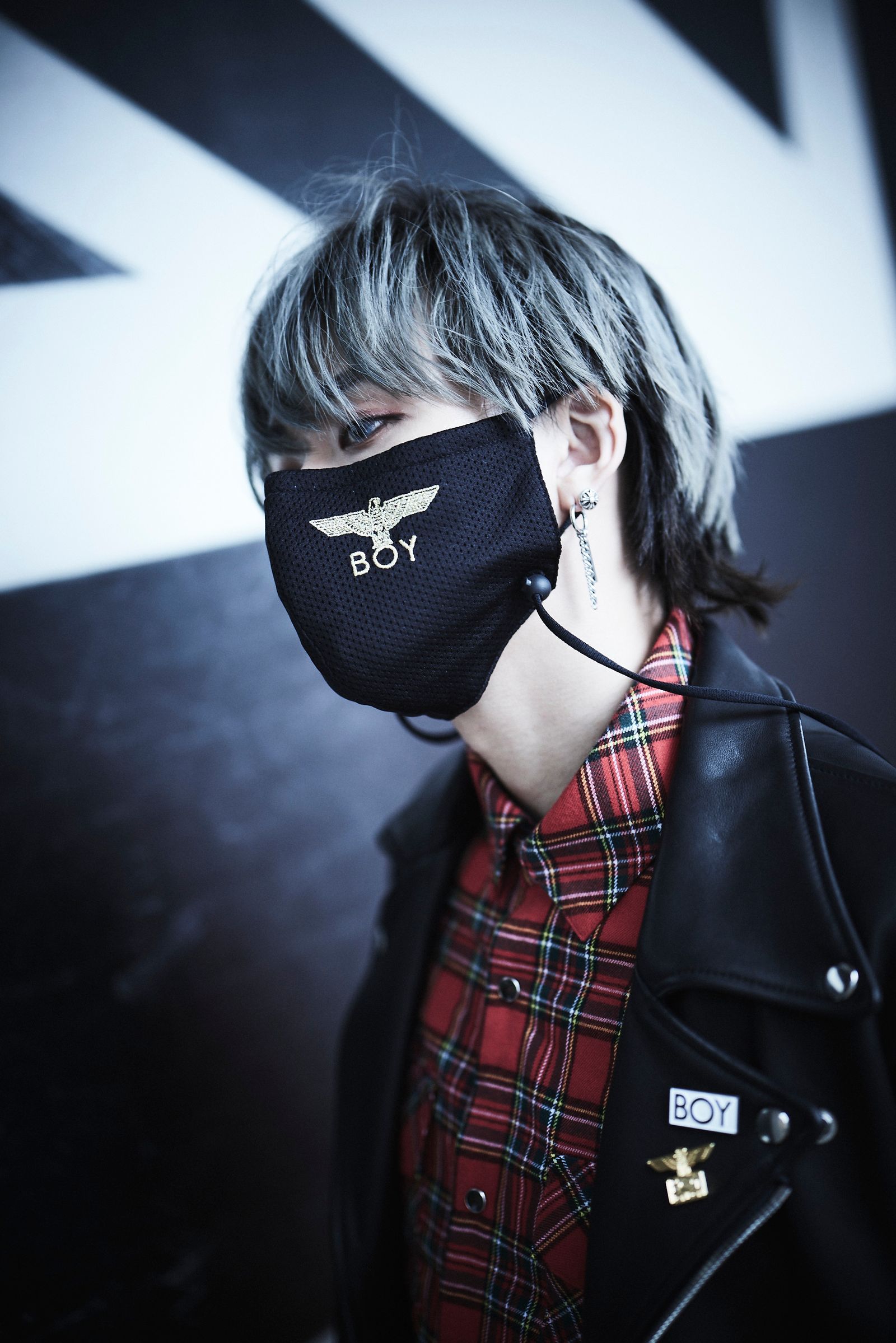 MBROIDERED LOGO 3D ADJUSTABLE MASK / Black×Gold 【BOY LONDON】