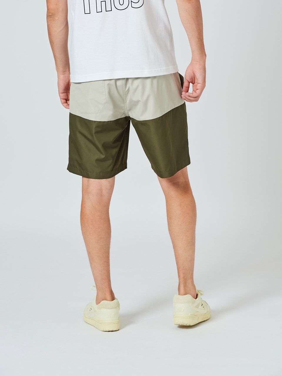(予約品2023年10月19日18時締め) Light Shell Shorts / ショートパンツ / カーキ