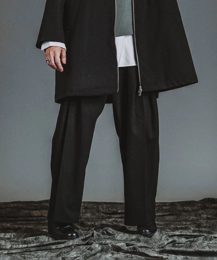 クロスタックワイドトラウザーズブラック【NOID.】