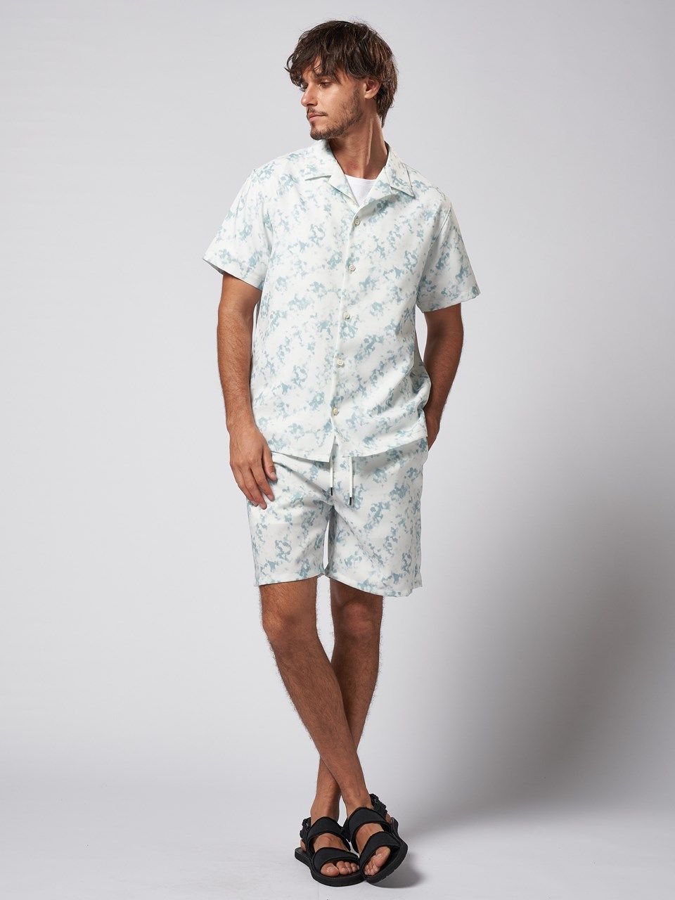 《予約品》 patterned s/s shirt / ハワイアンシャツ / ライトブルー