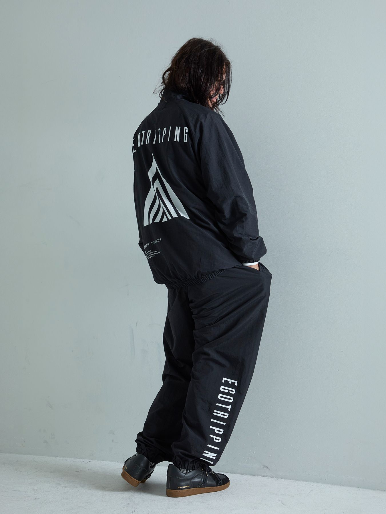 【予約品 7月5日(日) 締切】DAYGLYDE TRACKPANTS / ナイロンパンツ / ブラック