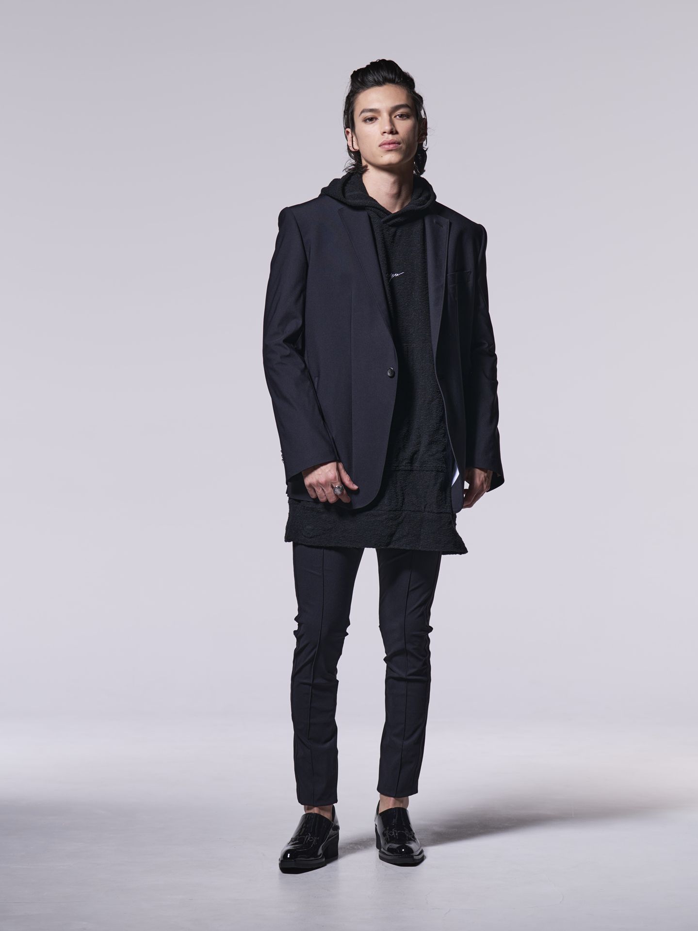 《予約品》 ハイテンションジャージ / スキニースラックス / ブラック