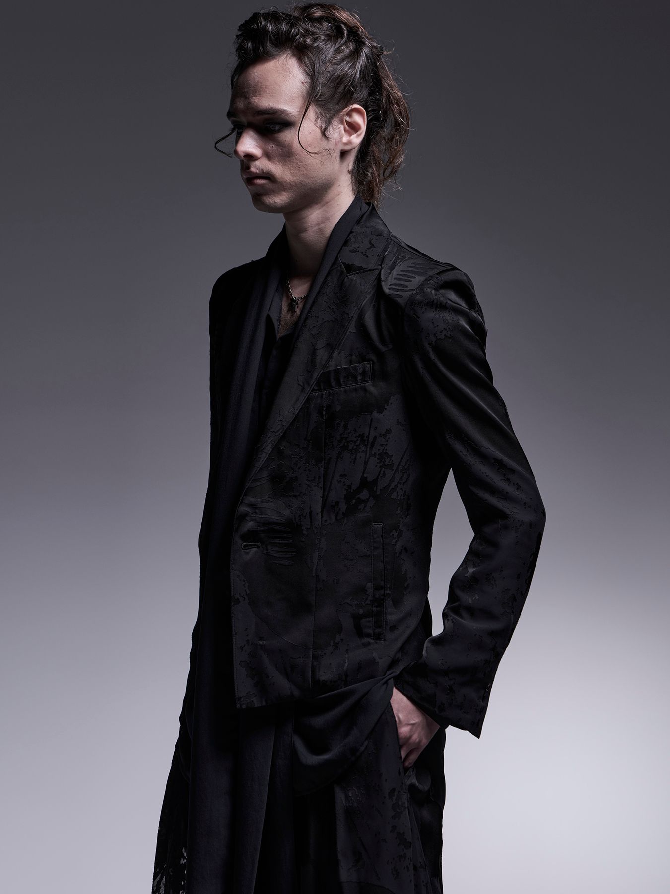 【予約品 7月13日(日) 締切】Short Peaked Jacket / ショートピークドラペルジャケット / ブラック