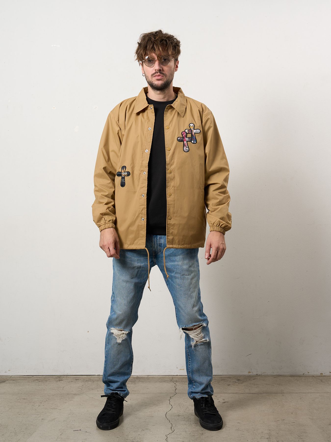 【予約品 10月16日(木) 締切】STYLE STYLE ドリップスタークロスパッチ ナイロン コーチジャ オーセンティックパイル ウェービーロゴ スマイル ケット / カーキ
