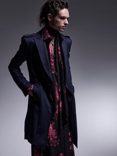 【予約品 7月13日(日) 締切】Epaulet Peaked Long Jacket / エポーレット ピークドラペル ロングジャケット / ネイビー