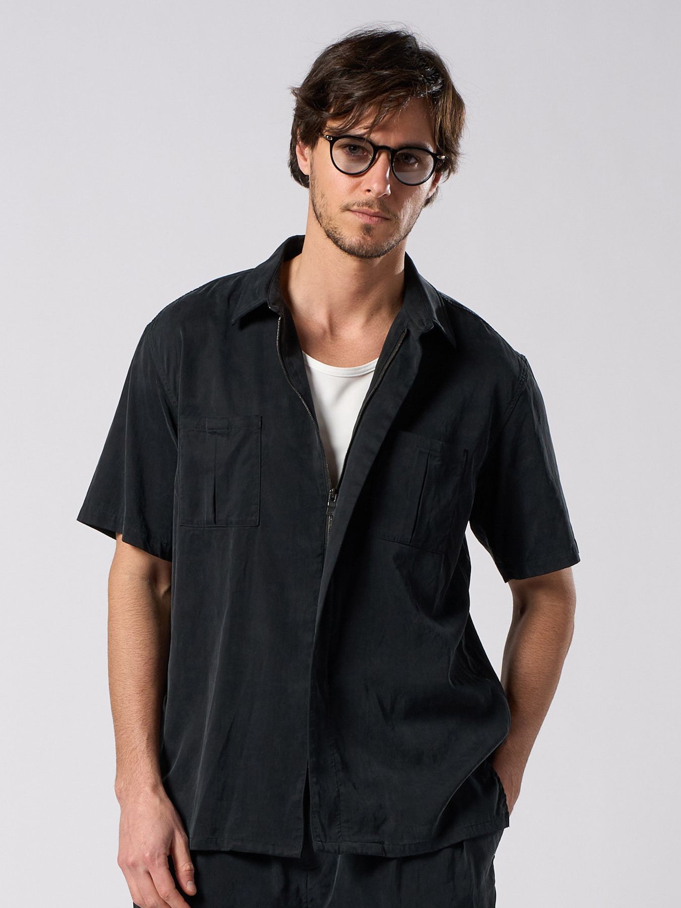 【予約品 1月25日(日) 締切】front-zip shirt H/S / フロントジップ ハーフスリーブシャツ / ブラック