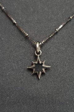 SUN CHARM PENDANT / SV925.BK
