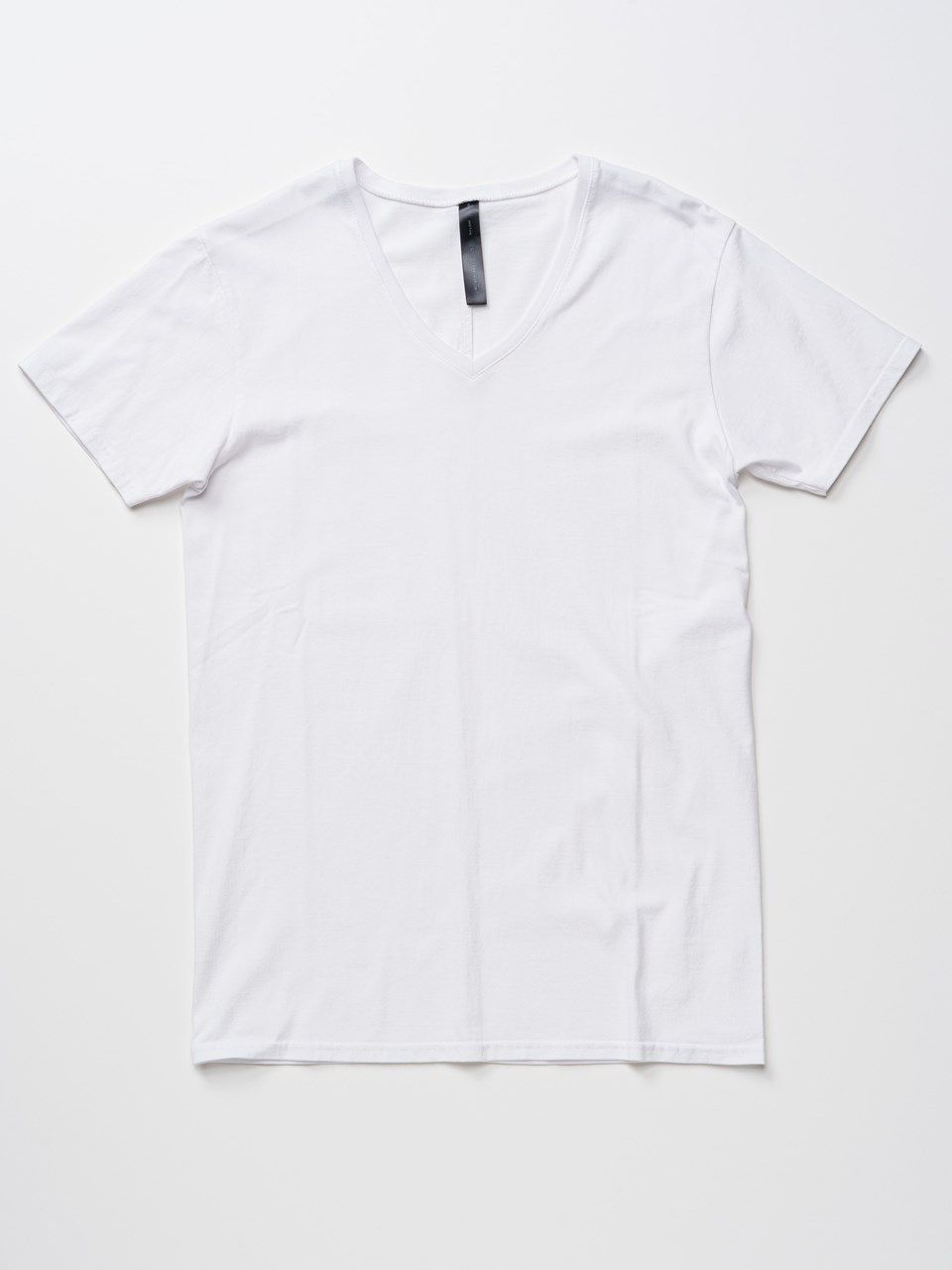 《予約品》 basic V-neck S/S / VネックTシャツ / ホワイト