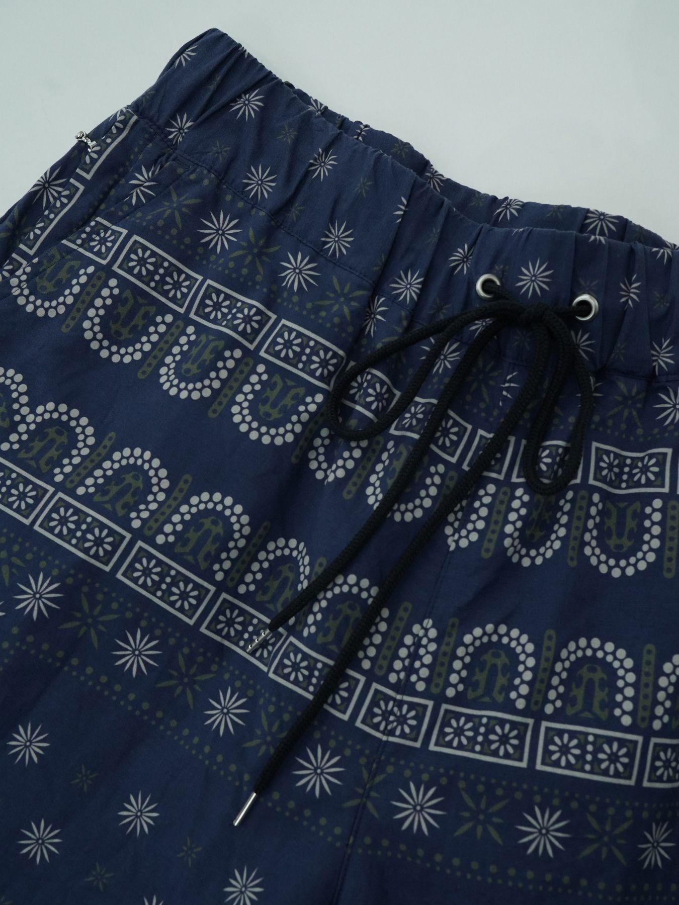 【予約品 2月1日(日) 締切】VINTAGEBANDANA SHORTS / ヴィンテージバンダナ柄 ショーツ / ネイビー