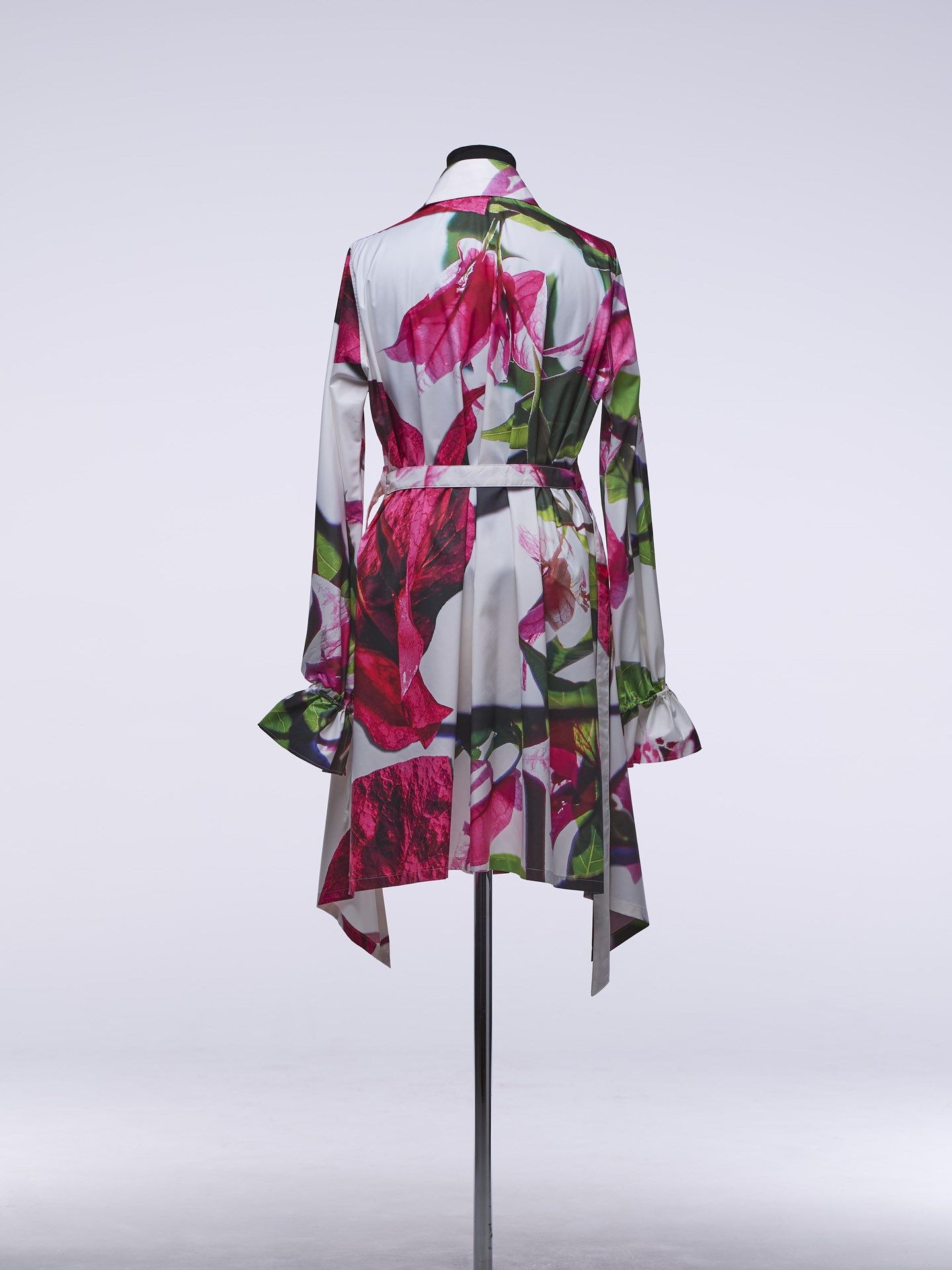《予約品》 FlareShirt / フレアシャツ / ブーゲンビリア袖はバルーン型で調整可能 【THE ONENESS】