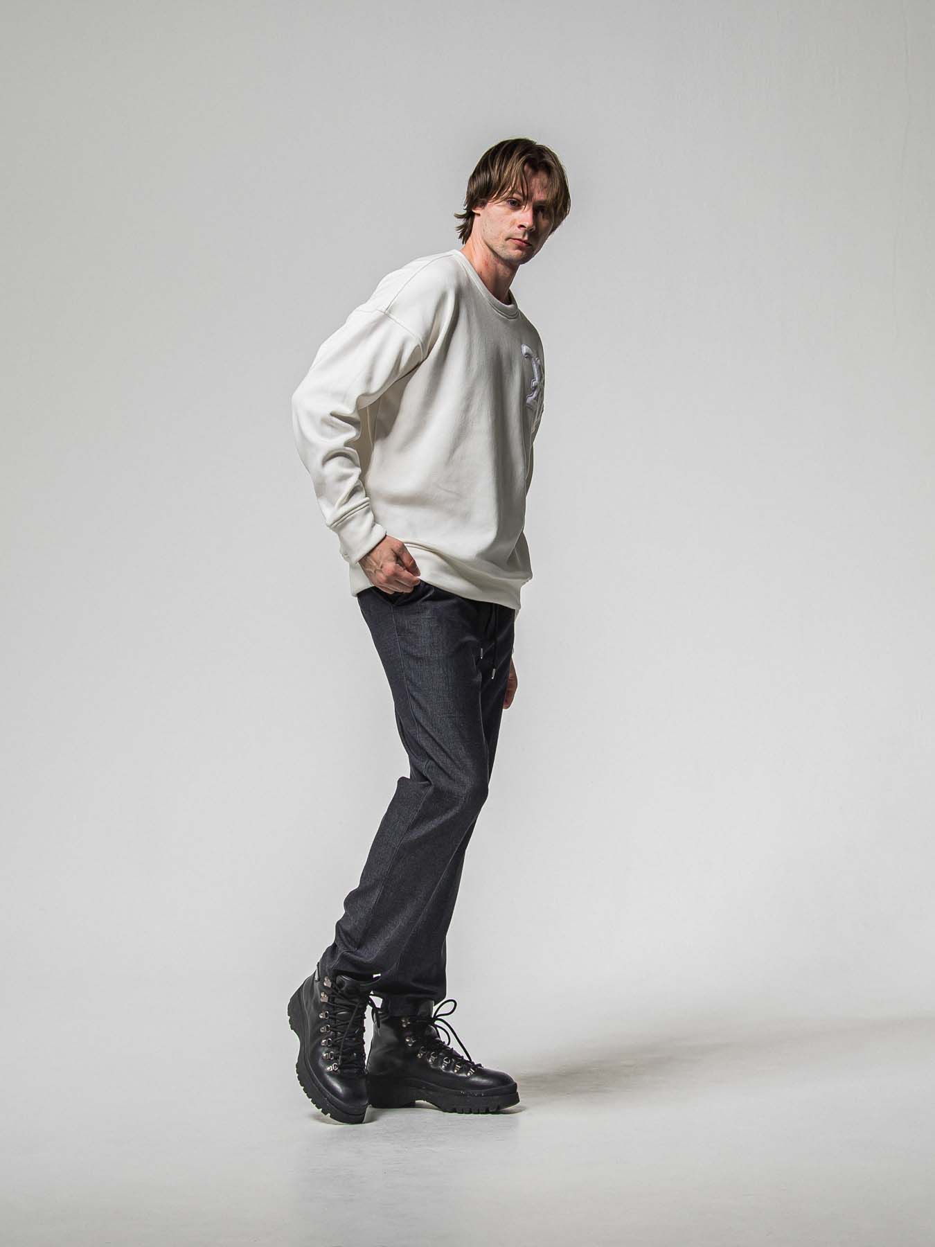 【予約品 8月31日(日) 締切】RC CHENILLE VELOURS FLEECE DROP TRAINER / RCサガラ刺繍ワッペン ベロアフリース ドロップショルダートレーナー / ホワイト