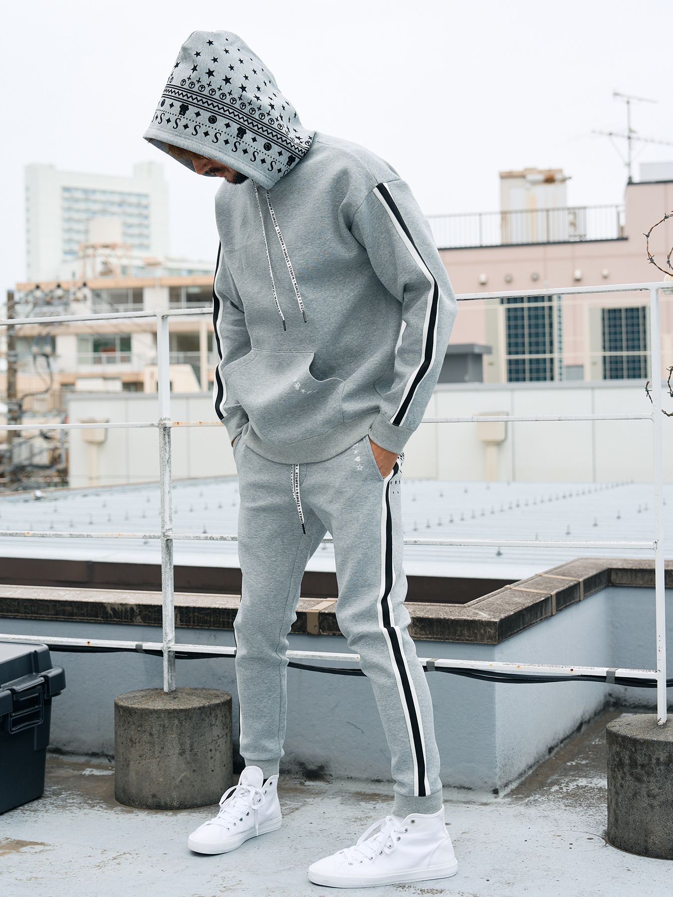【予約品 5月8日(木) AM10時 締切】 T-Rストレッチポンチ スターノルディックフロッキー ラインリブパンツ / M.グレー