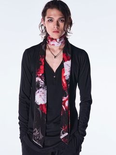 【予約品 6月29日(月) 締切】Goth Flora Suede Satin Stole / ストール / ブラック