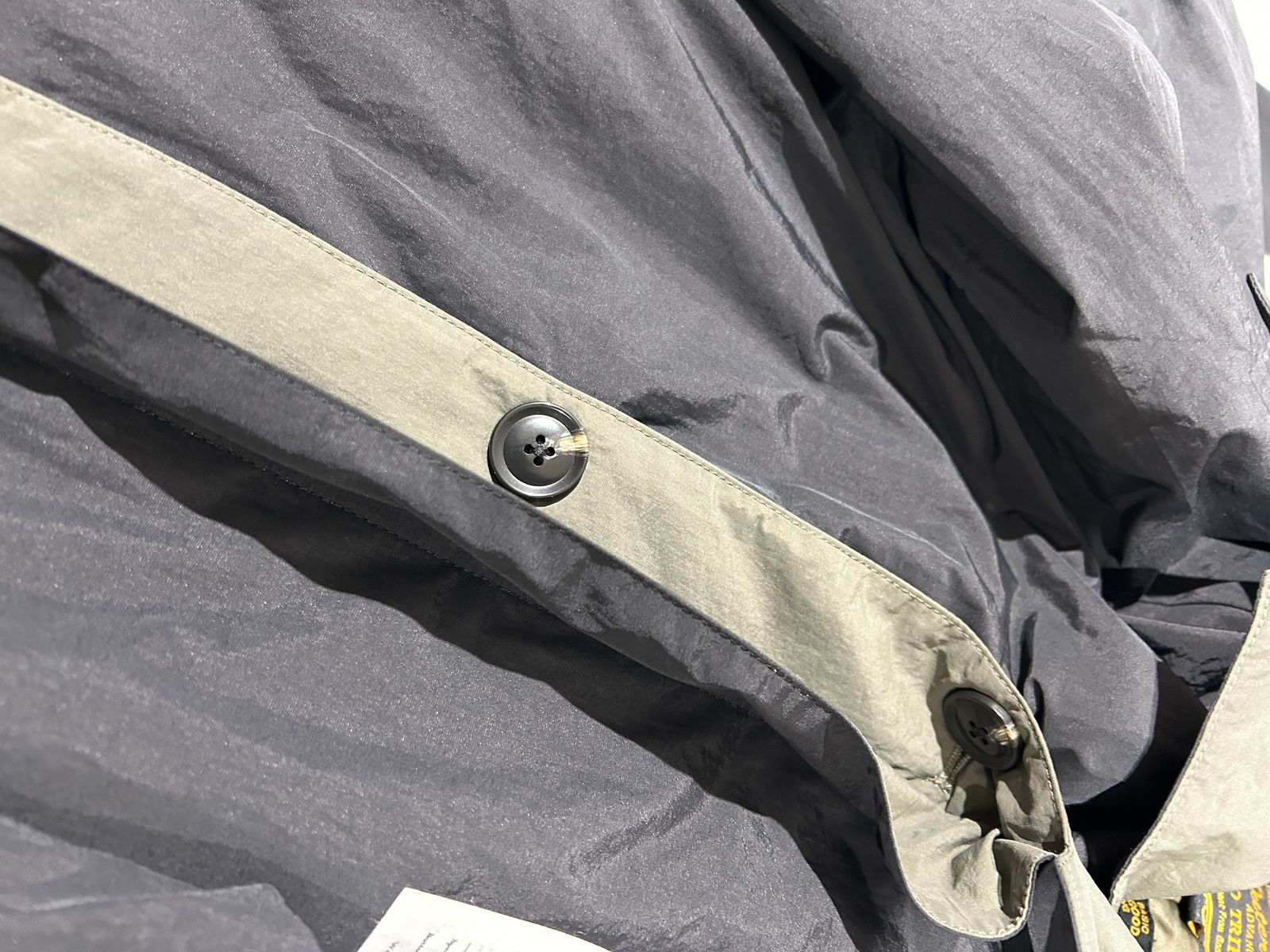 AIRVALM / バルマカンコート / ブラック