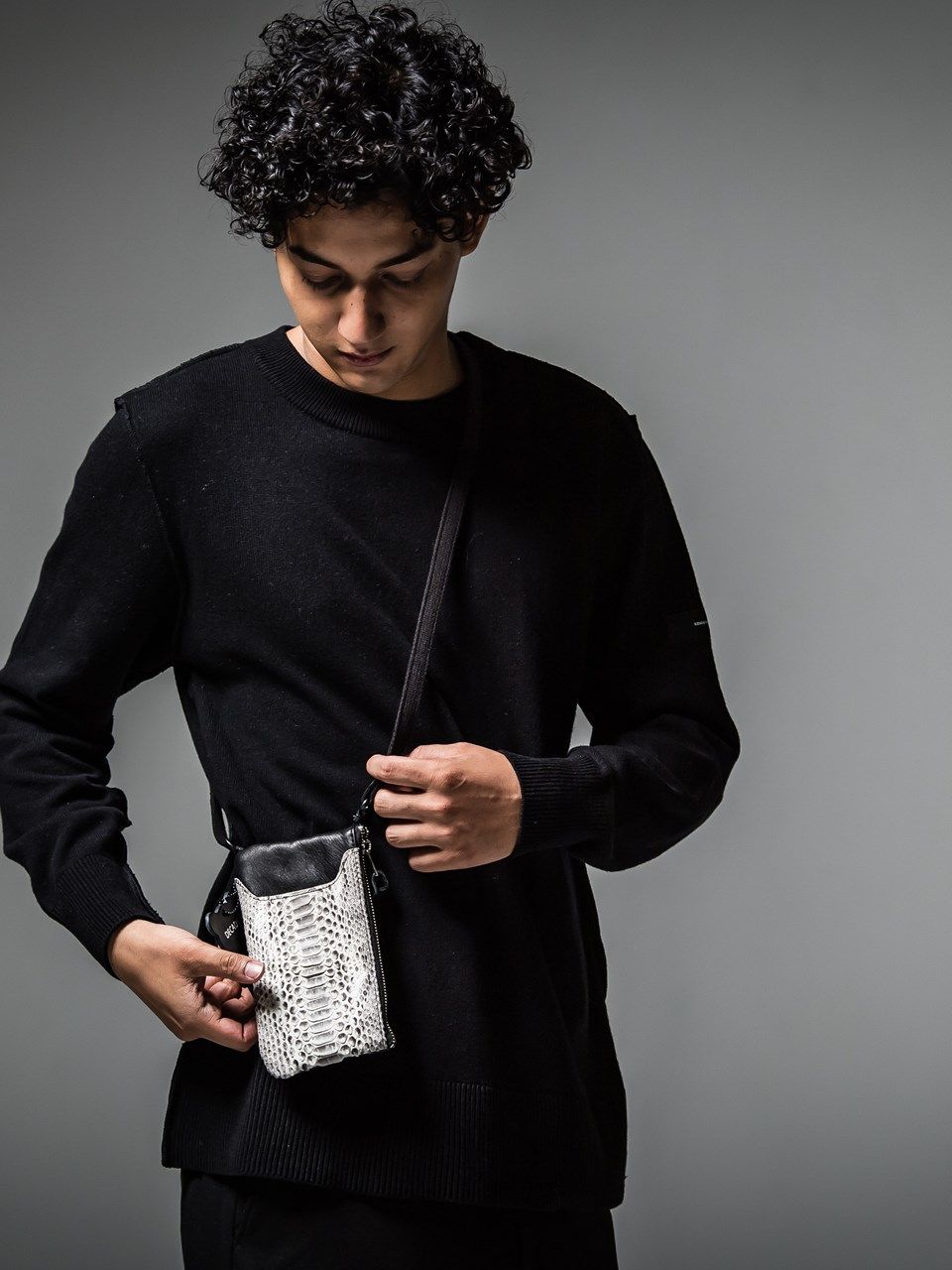decade  collabo Wallet phone bag / ショルダーバッグ / ホワイト 【RESOUND CLOTHING】