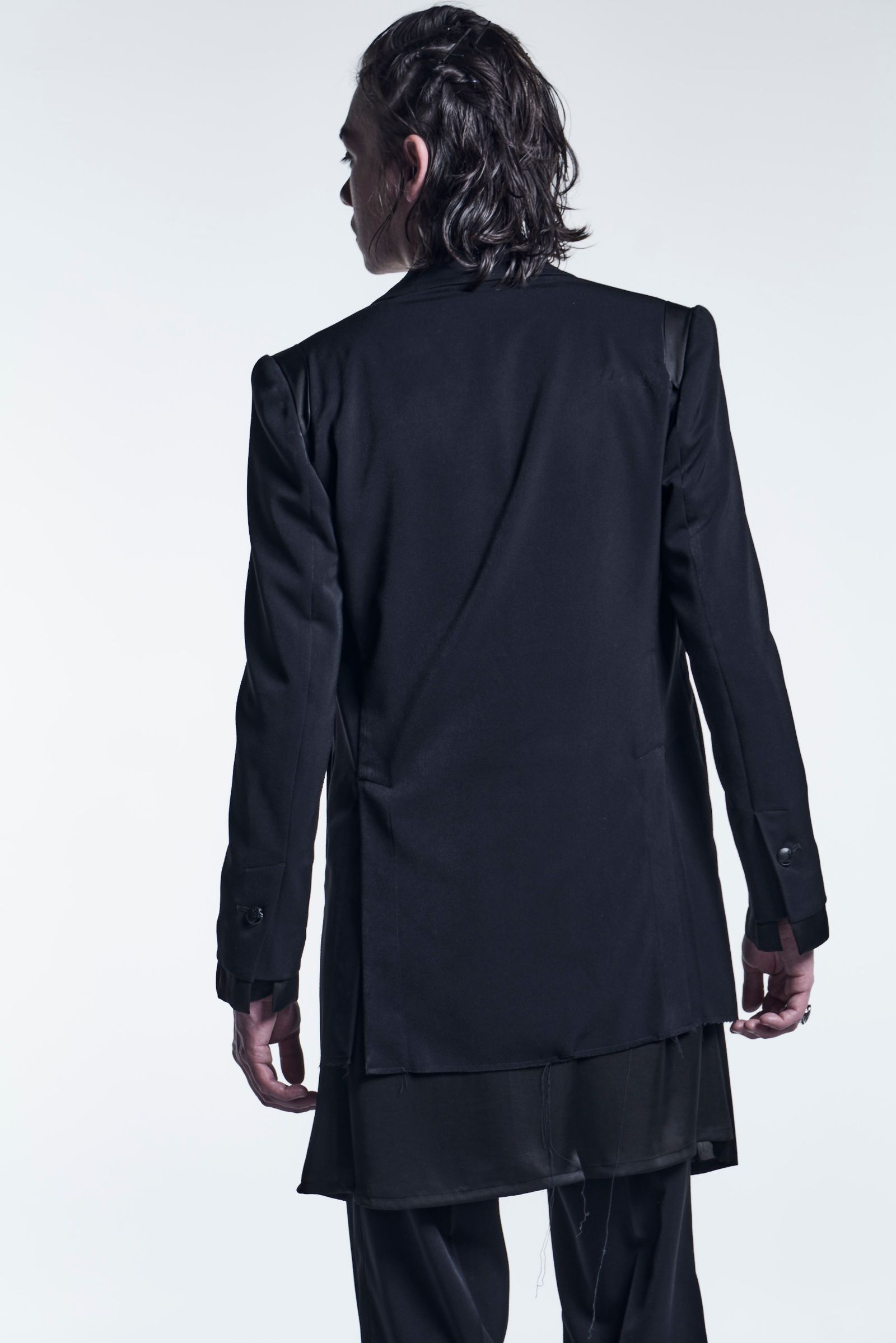 《予約品》 LayeredFrillT-Shirts Jersey / Black&Black 【kiryuyrik】 6月入荷予定