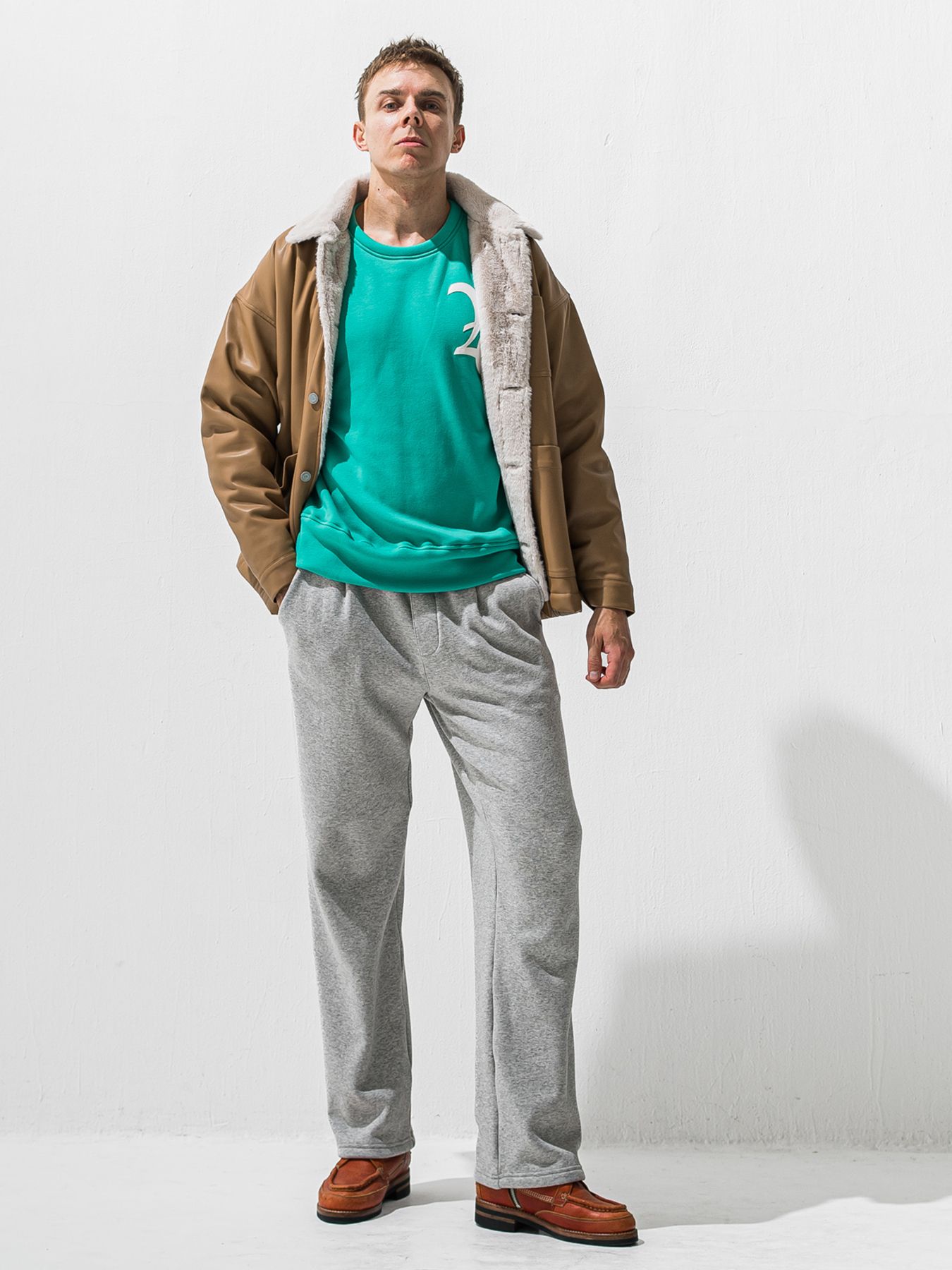 【予約品 9月6日(日) 締切】RC VELOURS FLEECE DROP TRAINER / RCレザーワッペン 裏起毛 ルーズトレーナー / ブルーグリーン