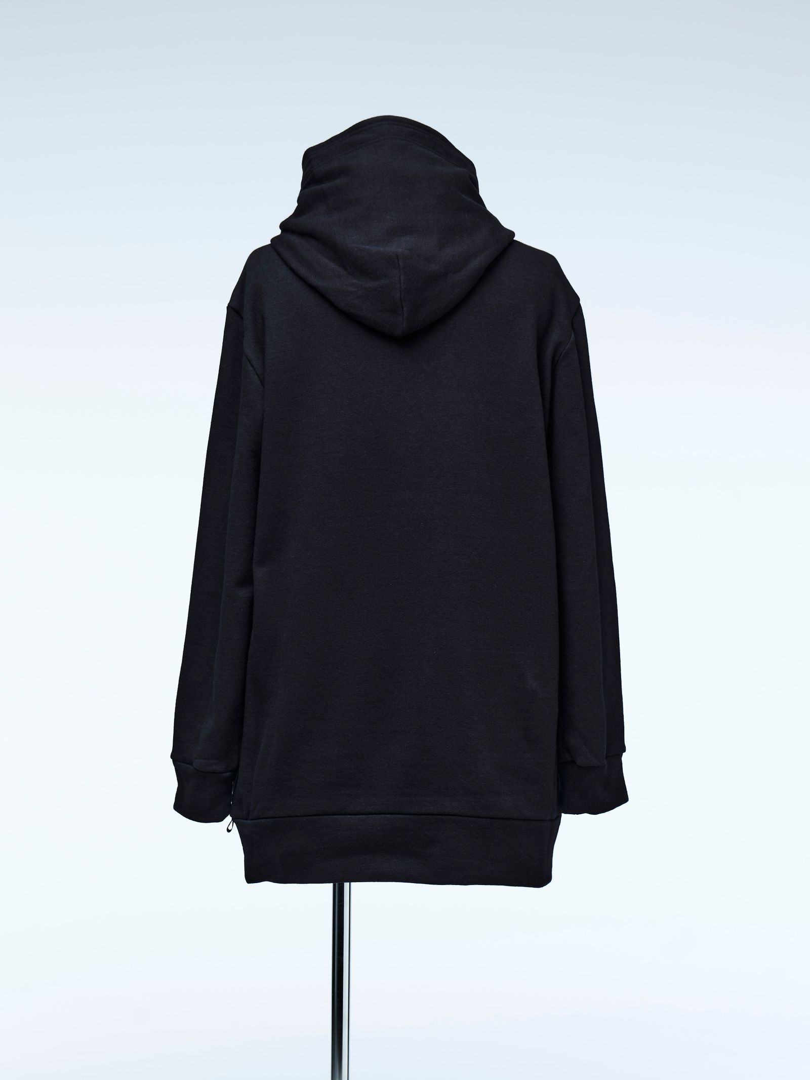《予約品4月23日18時締め》 LooseHoodie / パーカー  / ブラック 【THE ONENESS】 6月中入荷予定