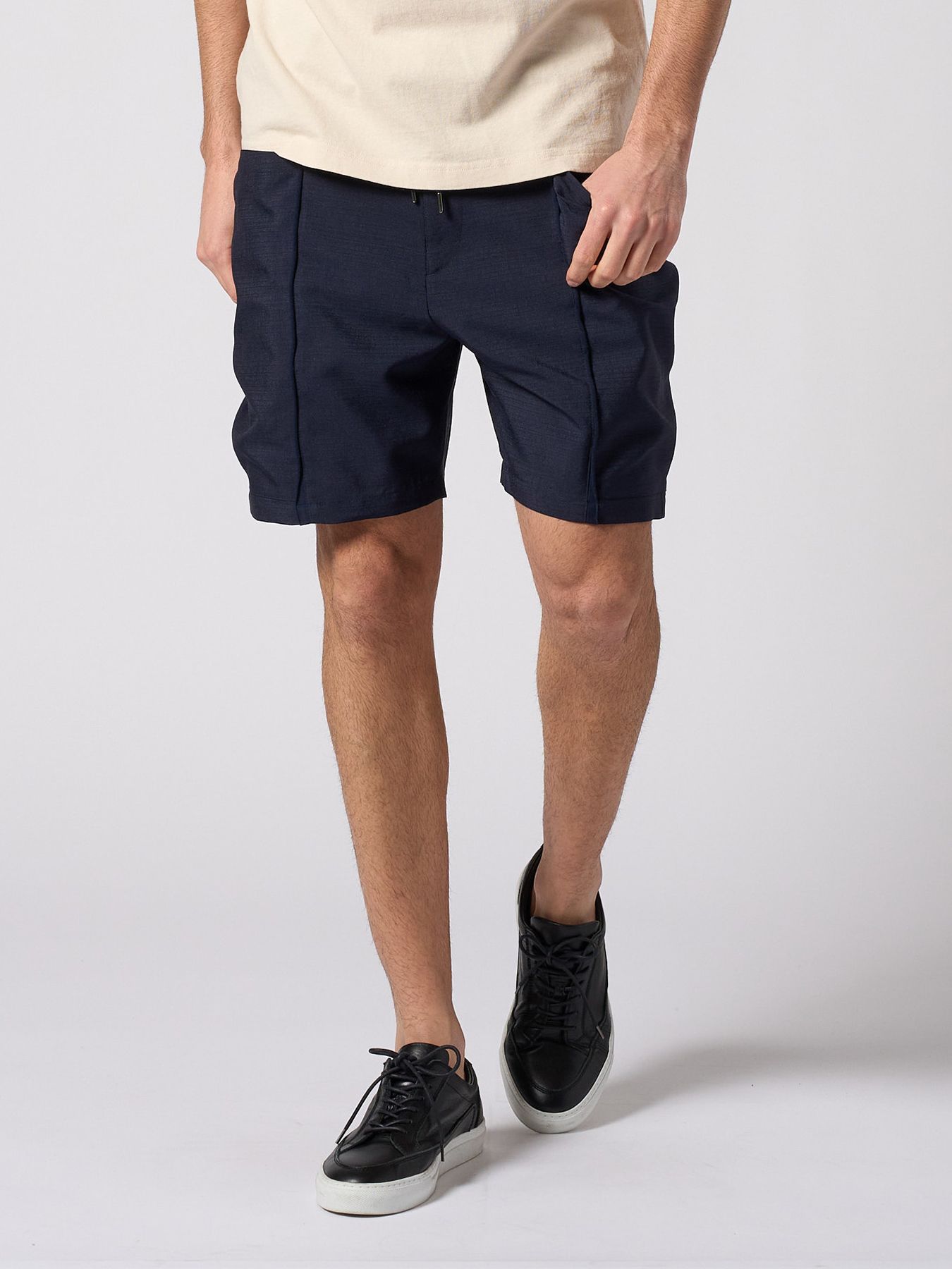 【予約品 1月25日(日) 締切】teck shorts / テックショーツ / ネイビー