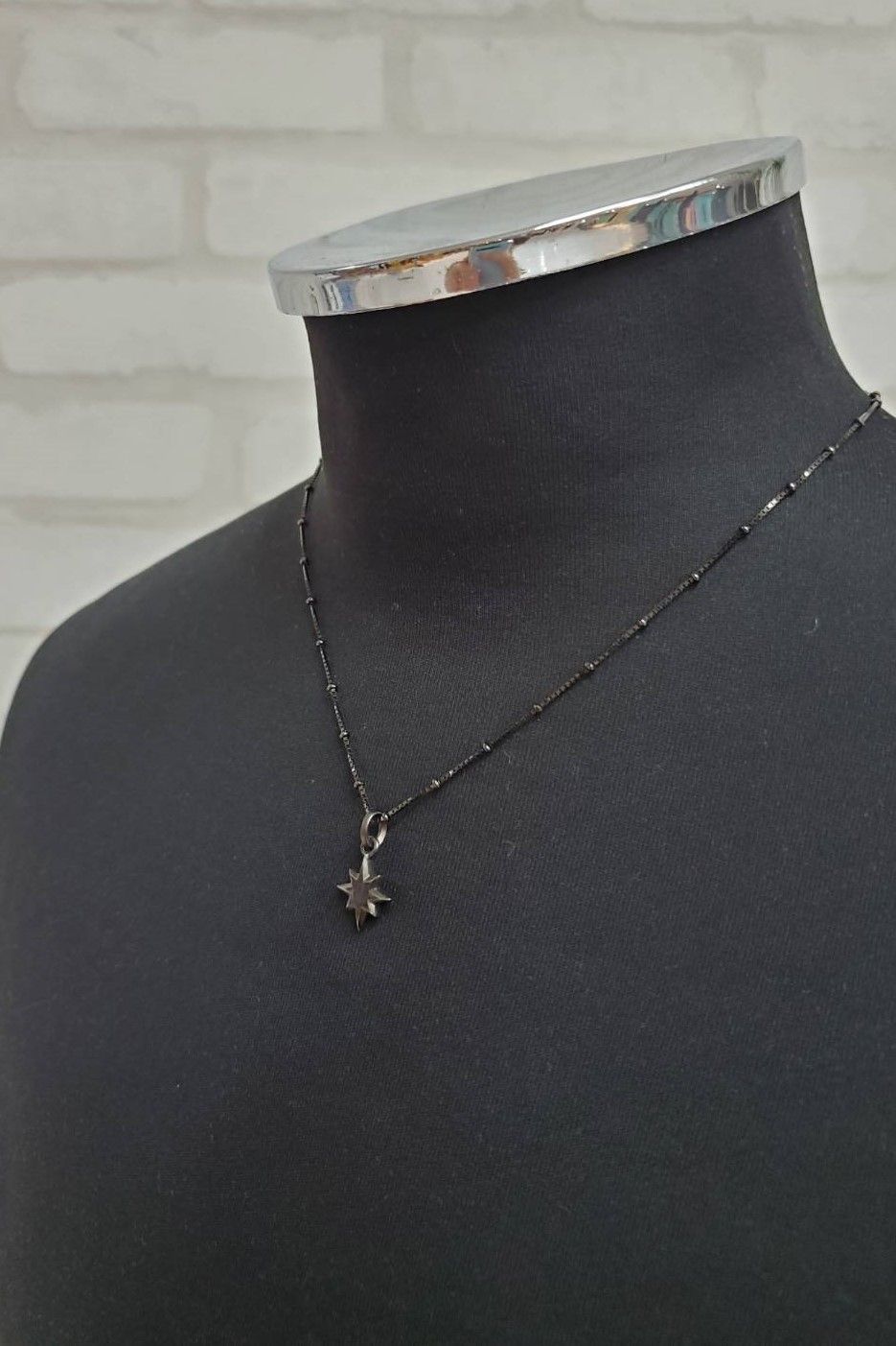 SUN CHARM PENDANT / SV925.BK