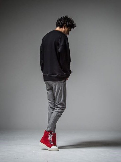 RC chenille velours fleece drop trainer / 裏起毛ロゴワッペントレーナー / ブラック 【RESOUND CLOTHING】
