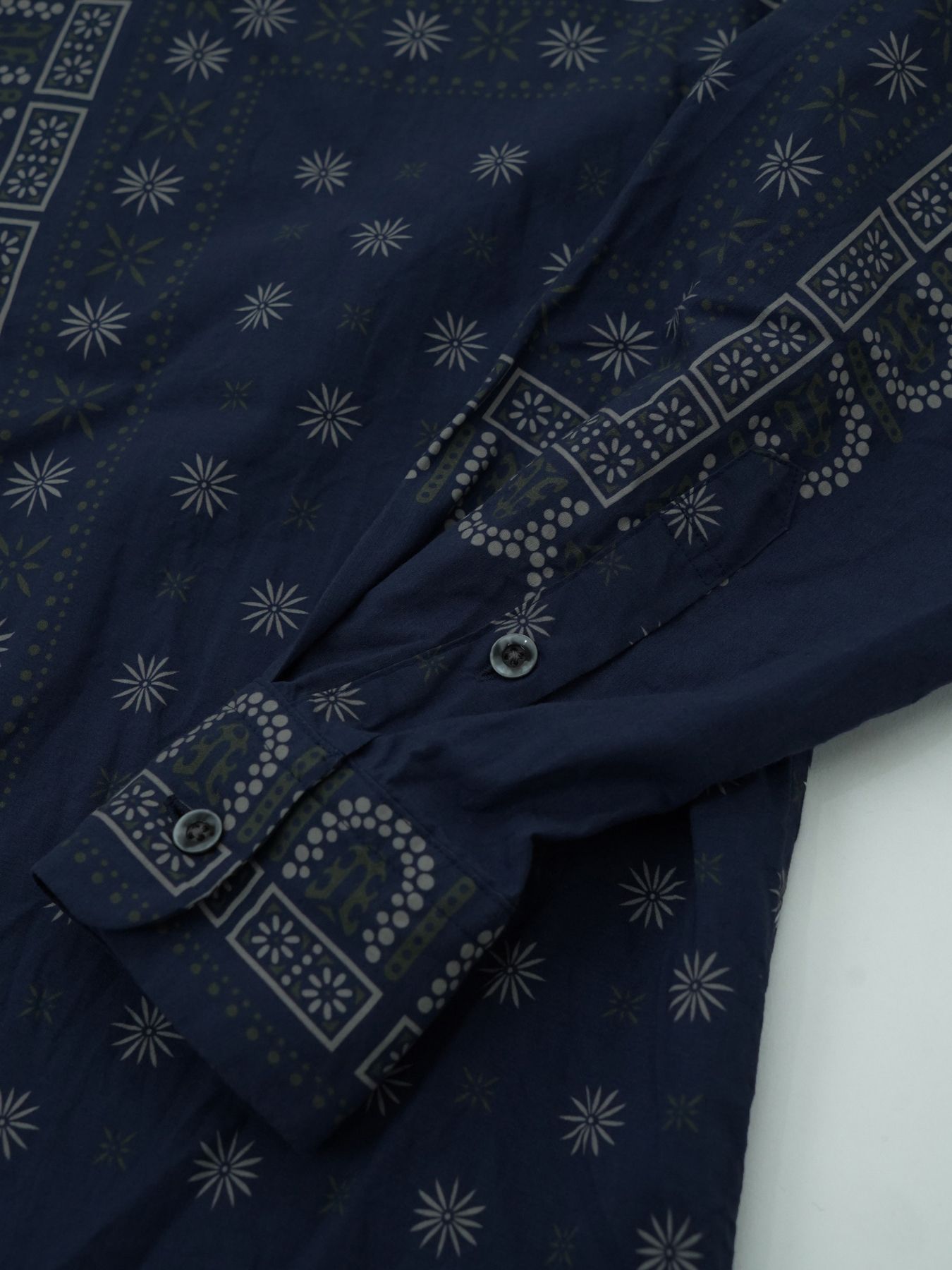 【予約品 2月1日(日) 締切】VINTAGEBANDANA SHIRTS / ヴインテージバンダナ柄 長袖シャツ / ネイビー