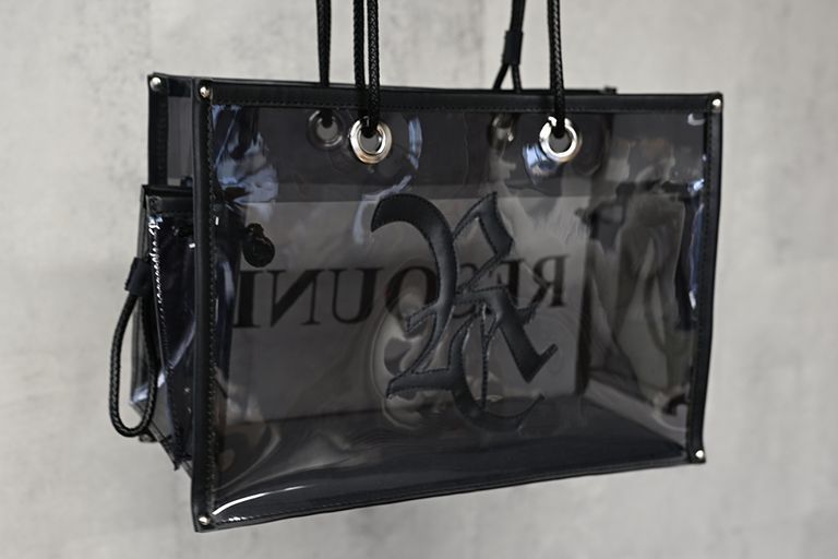 《予約品》 vermilion×RESOUND PVC TOTE BAG / ビニールトートバッグ / ブラック