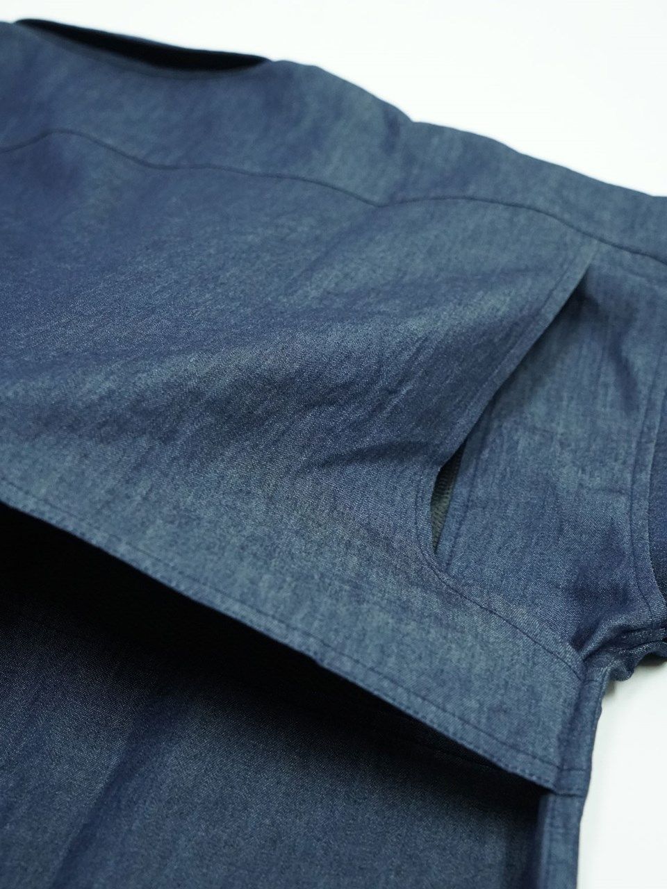 《予約品》 BEACH SHIRTS / シャツ / デニム