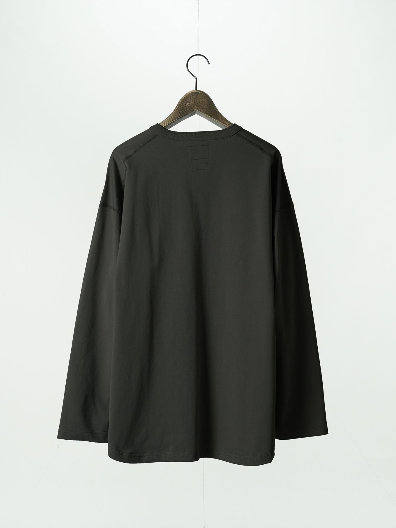 【予約品 5月6日(水) 締切】FLATSEAMME-HENLEY / ヘンリーネックカットソー / チャコール