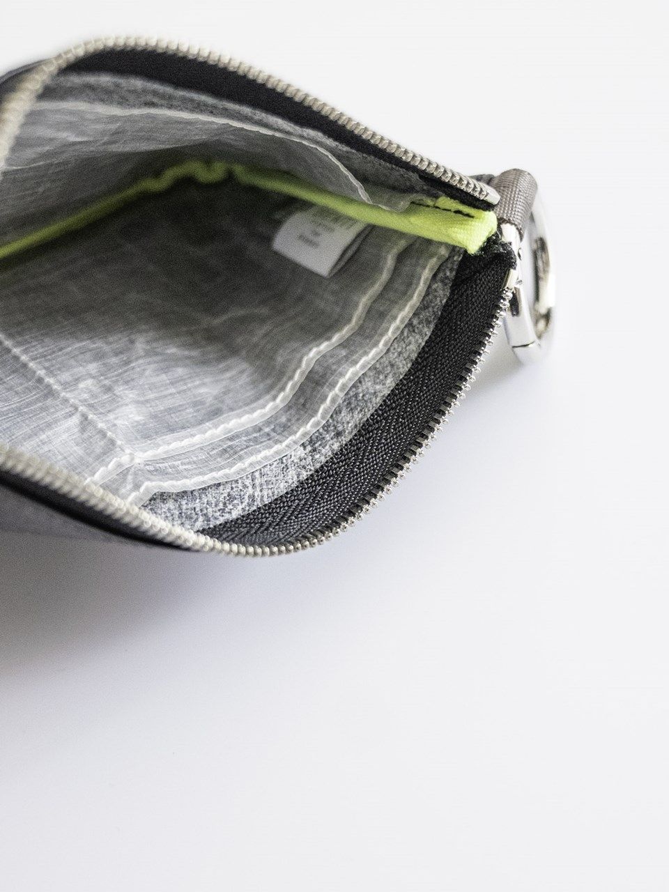 《予約品》 Dyneema® Leather RING ポーチ_M  / ブラック