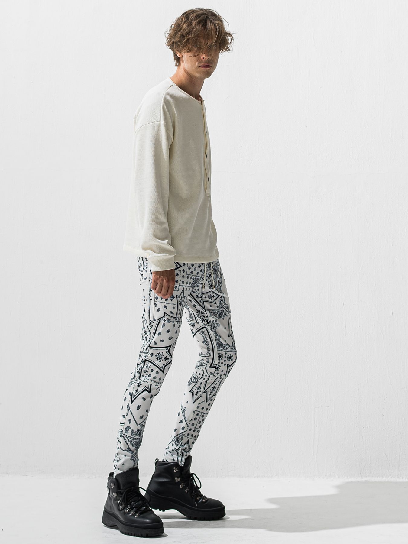 【予約品 9月6日(日) 締切】OVER HENRY VELOURS FLEECE THERMAL / 裏起毛 ハニカムサーマル オーバーサイズヘンリーネック / ホワイト