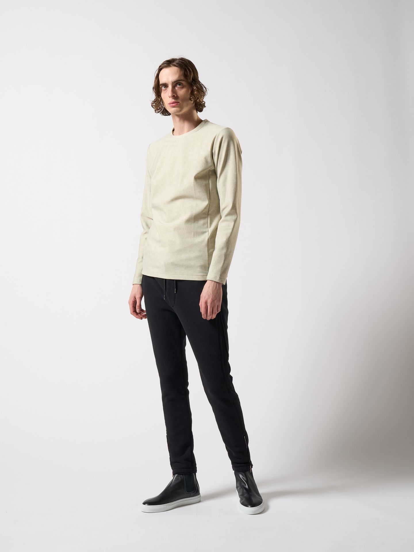 【予約品】 hem zip seam pants / スリムパンツ / ブラック