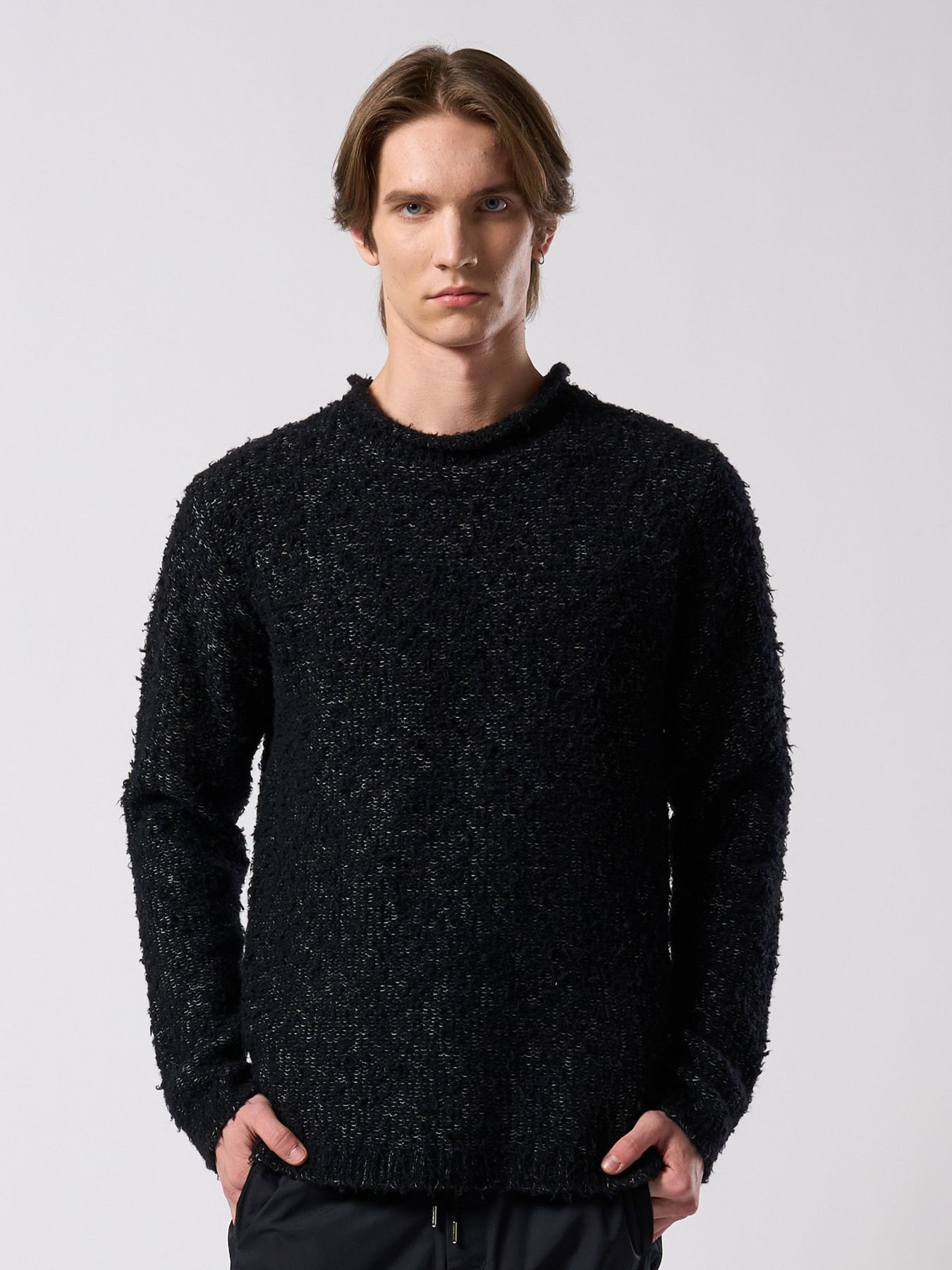 【予約品 4月19日(日) 18時締切】fancy yarn crew-neck knit / クルーネックニット / ブラック