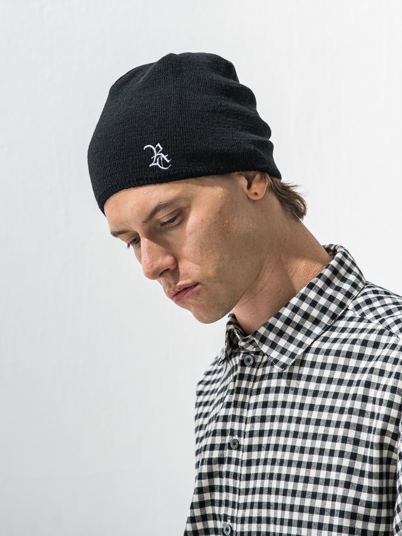 【予約品 9月6日(日) 締切】WOOL KNIT CAP / ウール ニットキャップ / ブラック×RC刺繍