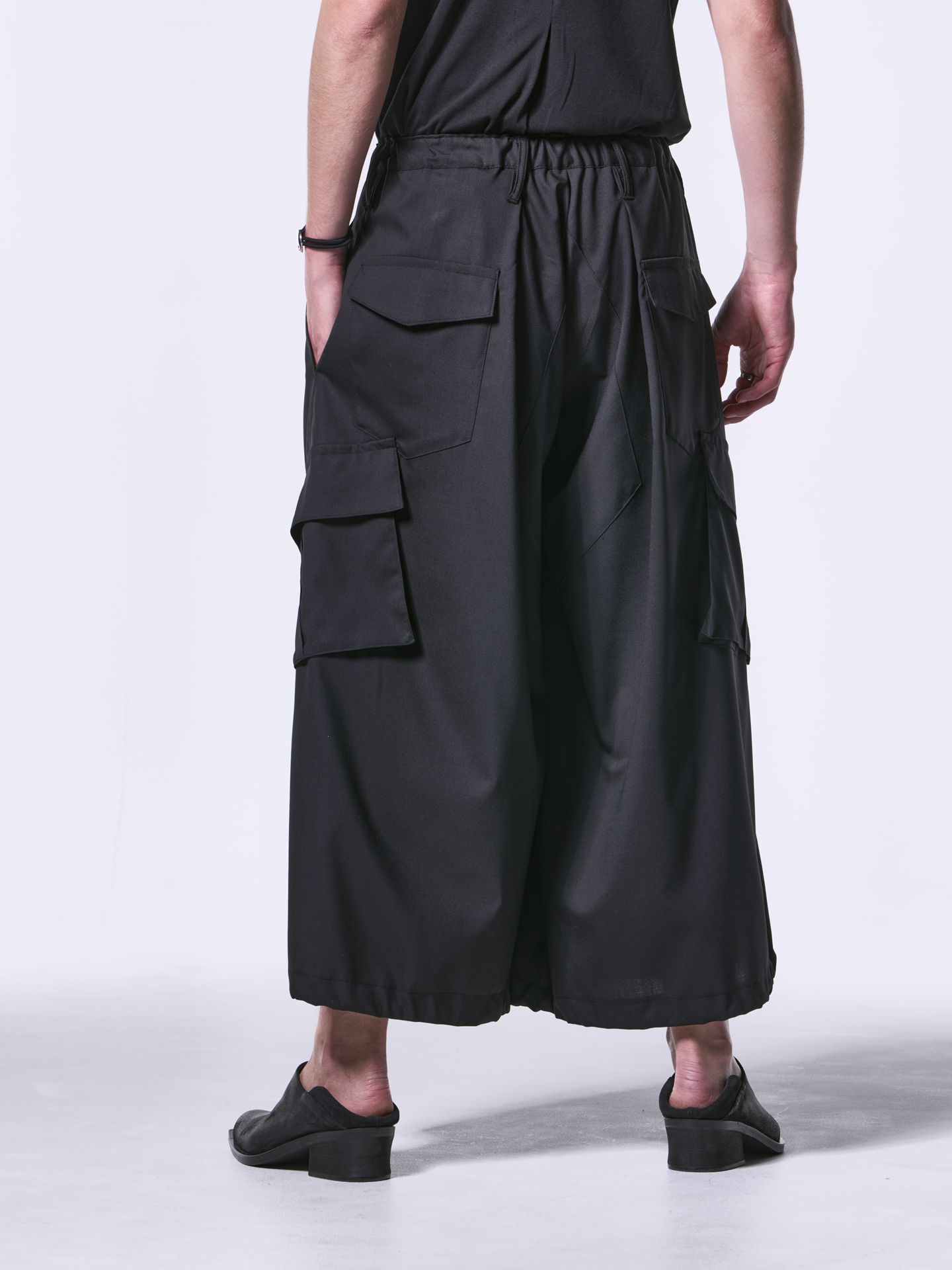 《予約品》 SharringWideTuckCargo / ワイドタックカーゴ / ブラック