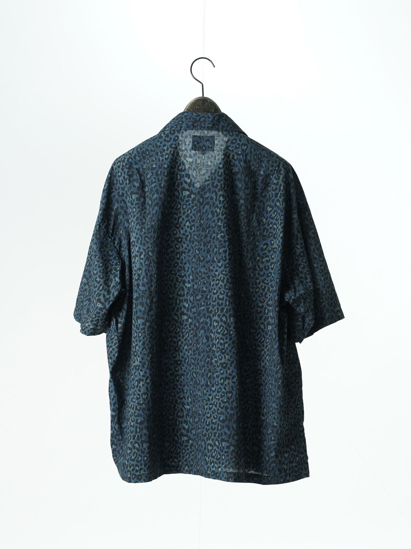【予約品 5月6日(水) 締切】LEO-SHIRTS / レオパード柄シャツ / ネイビー系