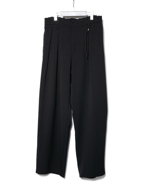 【予約品 10月13日(月) 締切】Polyester Stretch Twill Barrel Wide Pants / ポリエステル ストレッチ ツイル バレル ワイドパンツ / ブラック