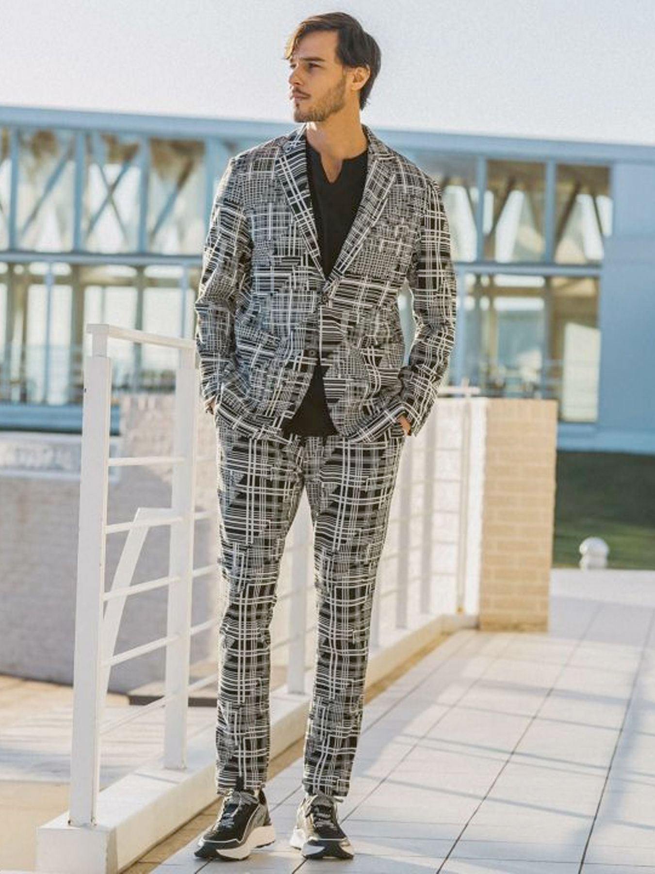 ジオメトリックスラックス / ブラック