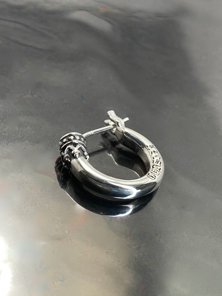 《受注生産》 CROWN HOOP ピアス / 注文から2～3週間後入荷予定
