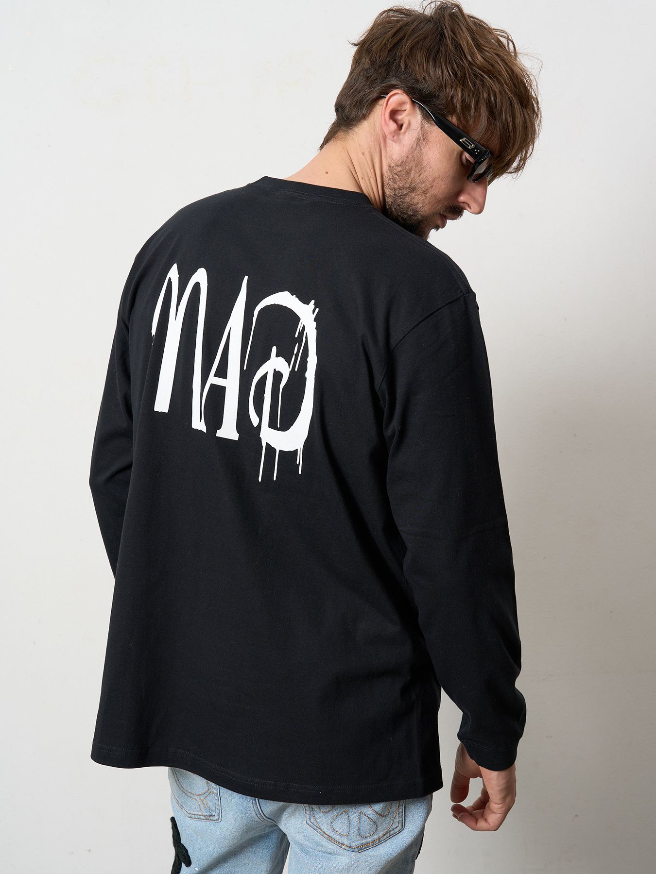 【予約品 5月8日(木) AM10時 締切】 5.6ozコットン天竺 80S QUEEN シークインLS Tシャツ / ブラック